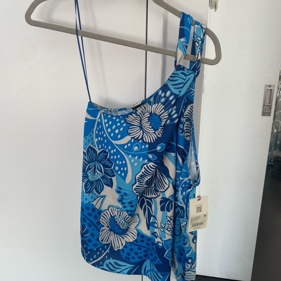 Alex Marie Tops - NWT Alex Marie Blue Floral One-Shoulder Top Sz S